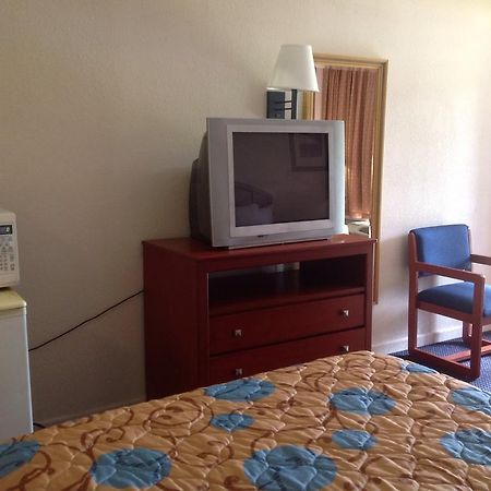 Days Inn Panama City 23Rd Street Kültér fotó